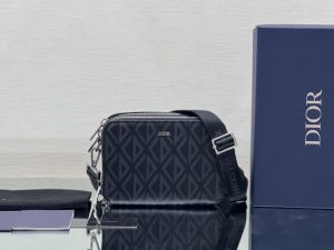 borsa dior uomo gsi7m.jpg