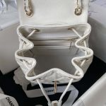 Wholesale replica highest quality luxury handbags, clothing, shoes, jewelry, etc. in cheaper price! Up to 70% discount now. Quality Guarantee!